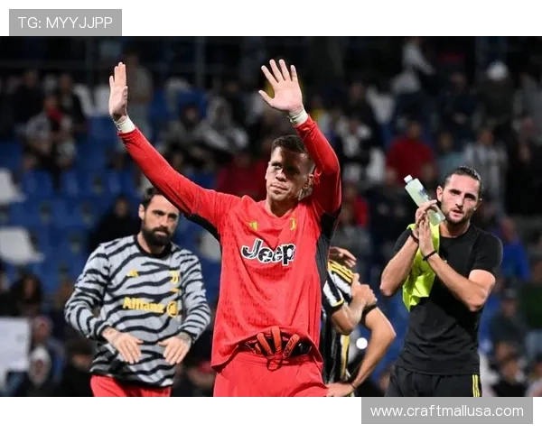 格利克：我对什琴斯尼复出并不惊讶；我还想继续踢足球